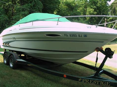 1998 Sea Ray 215 Express Cruiser Powerboat For Sale In Pennsylvania