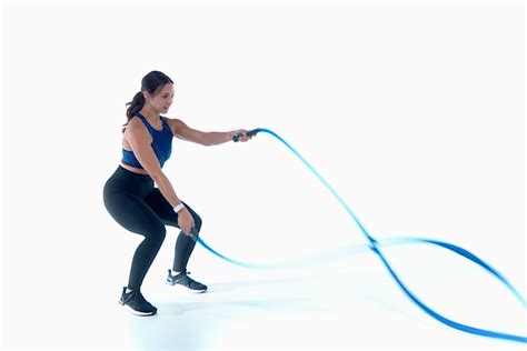 This 4 Move Battle Rope Workout Is Perfect For Beginners Battle Rope
