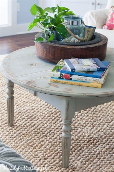I think farmhouse kitchen tables are the most important feature in a farmhouse style kitchen. Painted Coffee Table | Painted coffee tables, Country ...