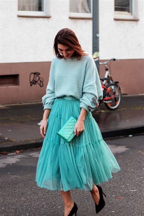 How To Wear A Tulle Skirt With Sweater Tulle Skirt Outfits Casual
