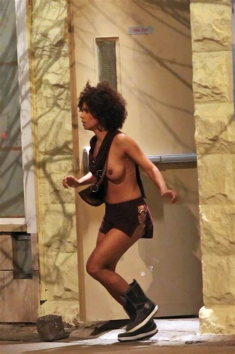 Halle Berry Naked Thefappening