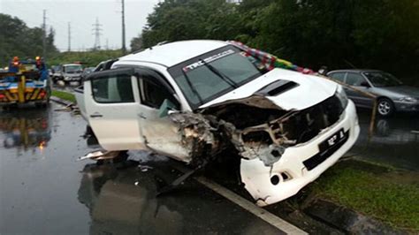 Latest Car Accident Of Toyota Hilux Road Crash Compilation Auto