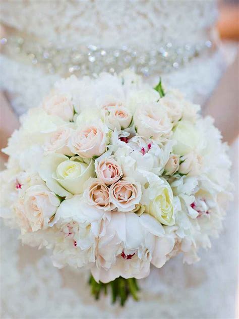White daisy and purple roses flower bouquet. 20 Romantic White Wedding Bouquet Ideas