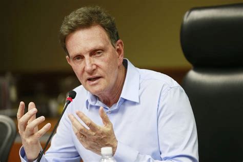 Surfista, cantor gospel e corredor vaidosíssimo. Prefeito do Rio de Janeiro, Marcelo Crivella é preso em ...