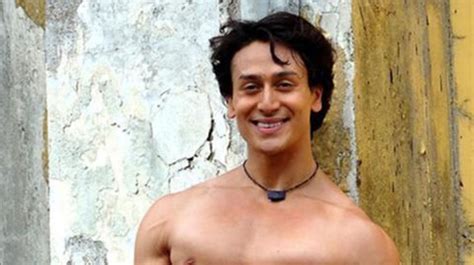 Tiger Shroff Shows Off His HOT Body In This Back Exercise Video