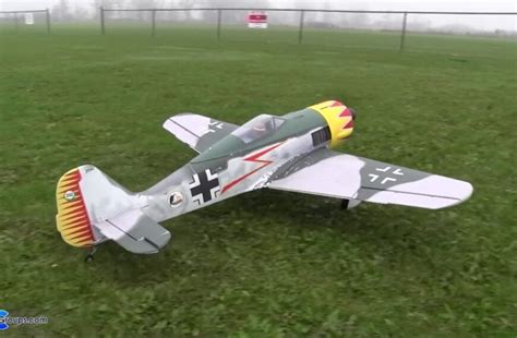 Building The Focke Wulf Fw 190 Model Kit A Guillows Aircraft