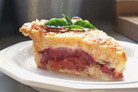 In a separate bowl, combine the mozzarella cheese, sharp cheddar cheese, mayonnaise and season with freshly ground black pepper. Tomato Pie Recipe - Food.com