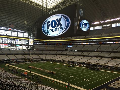 How Big Is The Dallas Cowboys Massive Screen In Atandt Stadium