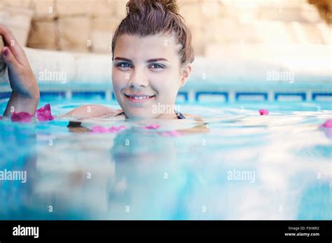 Teenage Girl Swimming Hi Res Stock Photography And Images Alamy
