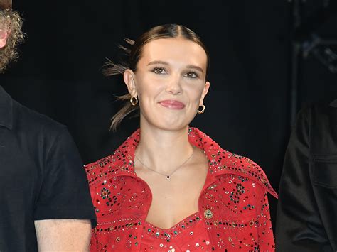 Millie Bobby Brown Wore A Red Glittery Cowgirl Outfit In Japan — See