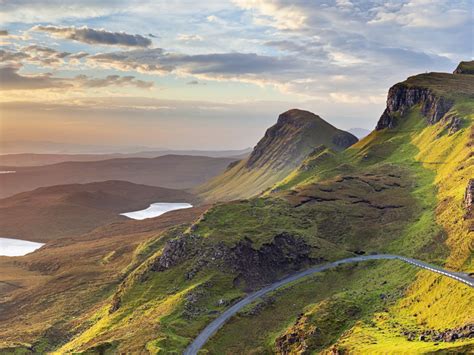 壁紙 日の出、quiraing、スカイ島、スコットランド、英国、山 3840x1200 マルチモニターパノラマ 無料のデスクトップの背景 画像