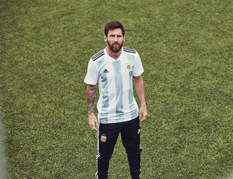 Messi Wearing Argentina S New World Cup Jersey R Barca
