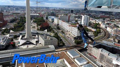 Some of the modern units have views of the garden. Base Flying Berlin Park Inn powered by Jochen Schweitzer ...