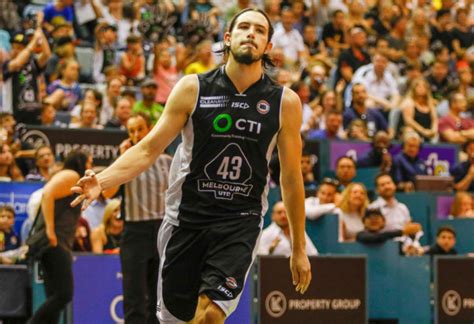 The franchise entered into private ownership in 2002. Melbourne United vs Cairns Taipans: NBL live scores