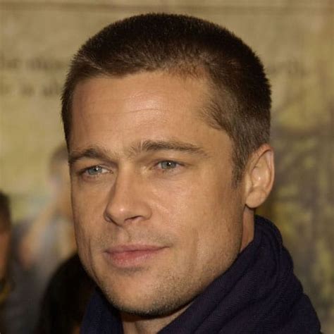 Here's a rundown of a few different hairstyles for each face shape. Best Men's Haircuts For Your Face Shape (2020 Illustrated ...