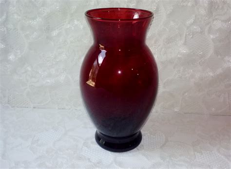 Vintage Ruby Red Glass Vase Anchor Hocking Depression Era True Red Glass Home Ga Home Décor