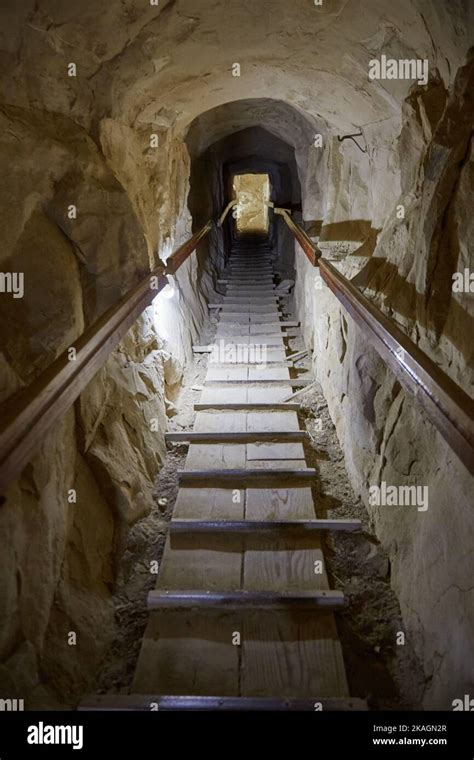 Inside The 4th Dynasty Pyramid Of Meidum Stock Photo Alamy