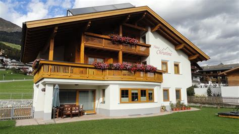 Haus christina, apartments, frühstückspension (100 haus christina, apartments, frühstückspension. Haus Christine | Ferienwohnung / Appartement in Fiss