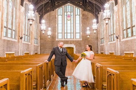Mr Mrs Douglas Patten Chapel Chattanooga Wedding Photographer