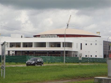 Kompleks belia dan sukan paroi. PUSAT INSANI - Серия