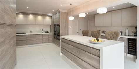 Right kitchen cabinet brings great value and aesthetic beauty to your kitchen. Handleless Kitchens Liverpool | Cleveland Kitchens