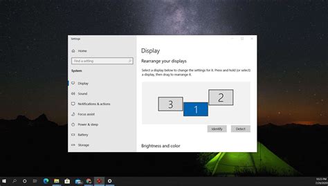 You will need a computer that has a receptacle for a second monitor to be attached, and that the computer (or your software) supports parallel processing of two different programs or two processes of the same/one program, on the two monitors, or you would have the same image on each one. How to Connect Two Monitors to a Laptop