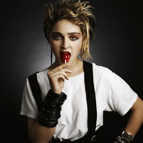 We are excited to announce that we are currently working on a brand new official madonna app, which will be launched soon. Se anuncia una película de Madonna que la cantante desaprueba