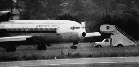 I was disappointed in the history channel ending, so i picked up the book. DB COOPER - Plane At Seattle