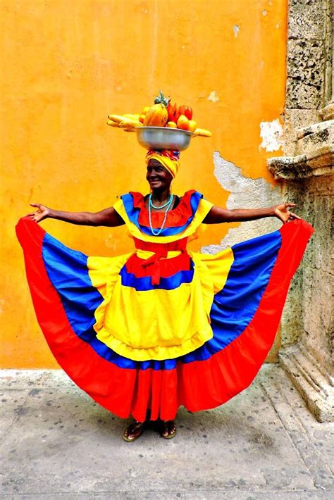 Cartagena Colombian Culture Arte Peculiar Costumes Around The World