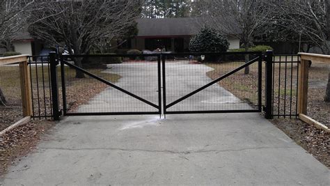 Town And Country Fences Llc Custom Made 12 Aluminum Double Drive Gate