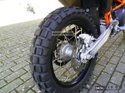 Some picture of the convert from smc to enduro. 2012 KTM 690 Enduro R, Vorfüher model 2012