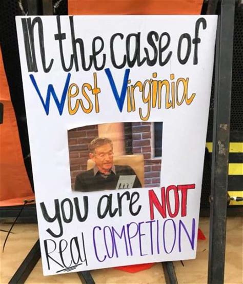 The Funniest College Football Signs Youll See All Day 25 Pics