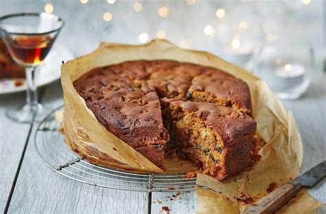 This is one ingredient i miss baking with, because glace cherries generally contain gluten and i've been unable to find a brand that is gluten i made this cake from a recipe published in free from christmas heaven by anthem publishing. Nut-Free Christmas Cake Recipe | Tesco Real Food