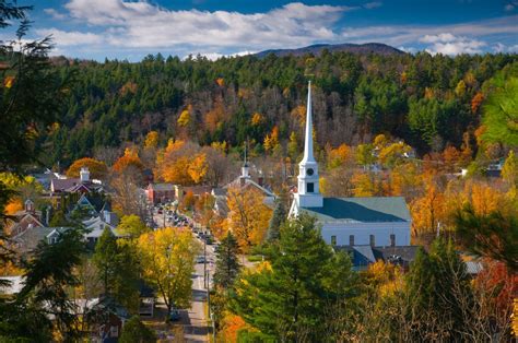 18 Of The Most Charming Small Towns Across America Small Towns