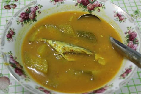Ikan patin akan dikombinasikan dengan tempoyak tentunya akan sangat enak dan lezat. Rozie's Secret Recipes: IKAN KEMBUNG MASAK ASAM TEMPOYAK