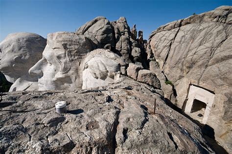 The Secret Room Behind Abraham Lincolns Face On Mount Rushmore