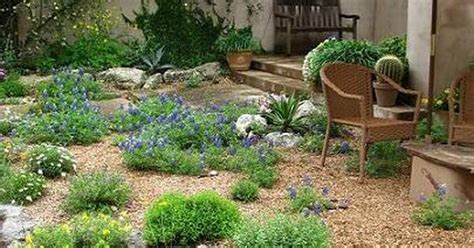 These landscapes generally require little water beyond the annual rainfall. Simple Xeriscape Designs | amazing casual easy going ...