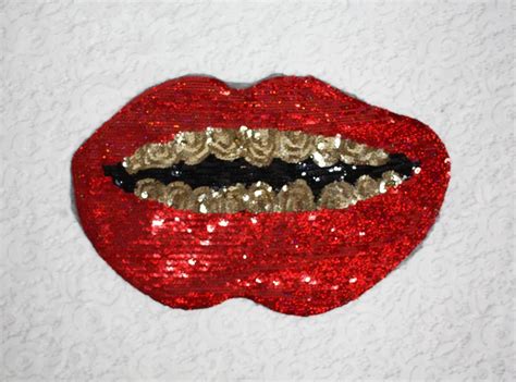 Red Lips Kiss Sequined Patches Jeans Decoration Fabric Sew On Applique