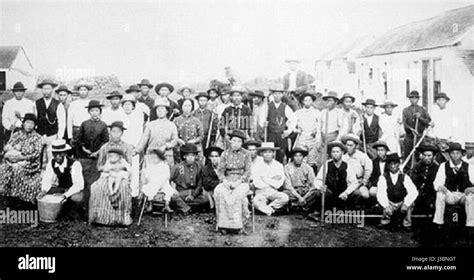 Early Japanese Immigrants To Hawaii Stock Photo Alamy