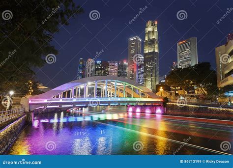 Singapore Singapore Circa 2016 Elgin Bridge Illuminated In Rainbow