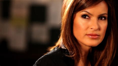 Mariska Hargitay Fights For Law And Order In Real Life Too Guardian