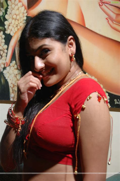 Telugu Serial Actress Mounika Hot Stills In Saree Wallpapers Gallery
