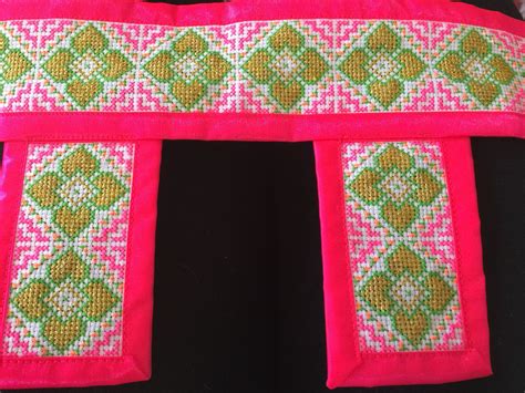 Hmong money sash | Hmong embroidery, Hmong textiles, Hmong clothes