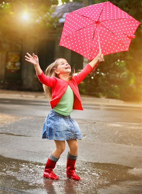 The Little Girl With An Umbrella On Rainy Day Stock Photo 06 Free Download