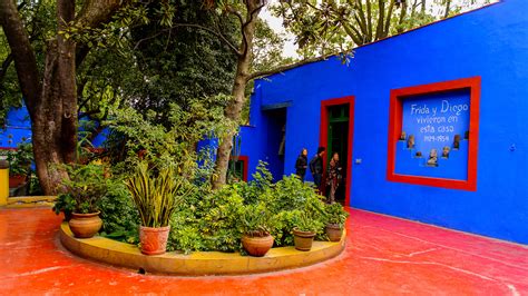 Spanish restaurant in los angeles area representing cordoba, spain. Frida Kahlo's Garden at Powell Gardens
