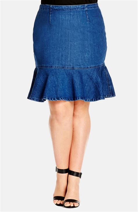 8 Chic And Sassy Plus Size Denim Skirts