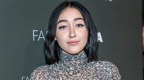 noah cyrus frees the nipple in sheer mesh dress at milan fashion week sqandal