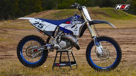 13 Things You Need To Know About 2 Stroke Dirt Bikes Youtube