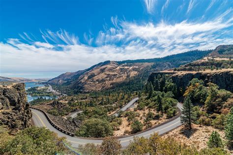 Take A Drive On These 10 Scenic Roads And Byways In Oregon