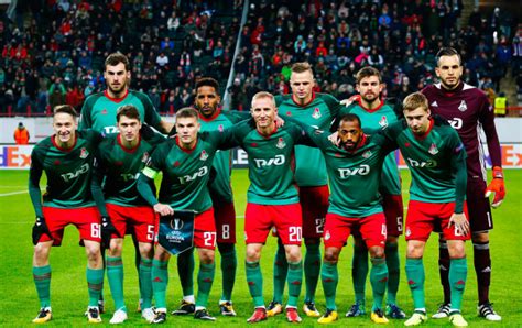 «локомотив» назвал лучшего футболиста по итогам апреля. Le Football club Lokomotiv Moscou, presque un siècle d ...
